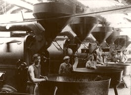 France Coffee Roasting 1916