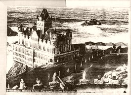 Cliff House Statues 1900 